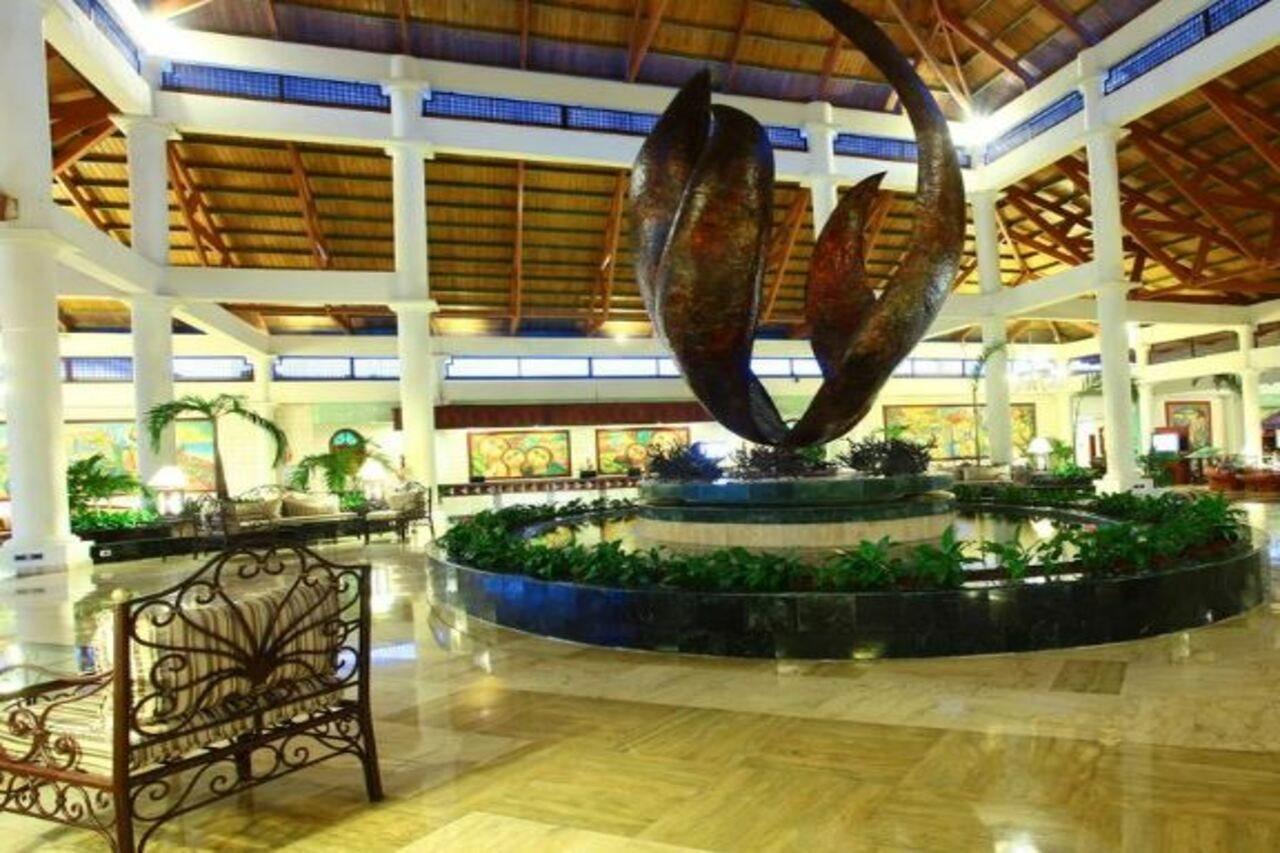 Bahia Principe Grand Bavaro Punta Cana Luaran gambar Lobby of the Hard Rock Hotel