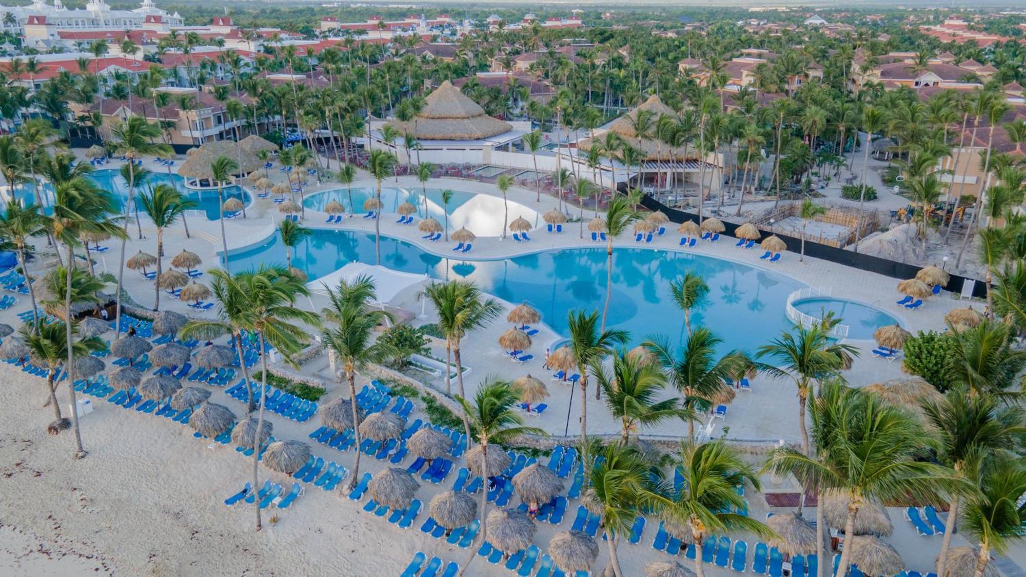 Bahia Principe Grand Bavaro Punta Cana Luaran gambar Aerial view of the resort